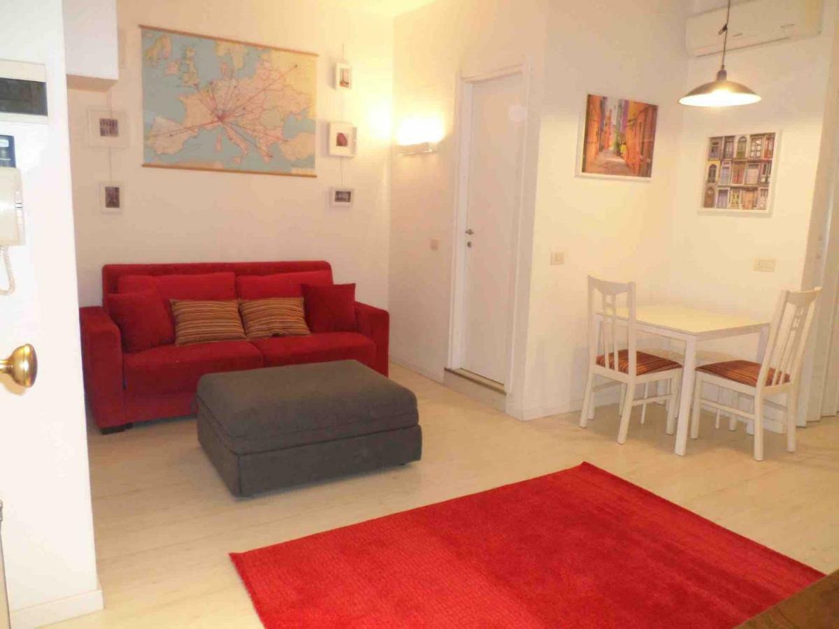 Lunigiana 15 Milano Appartement Buitenkant foto